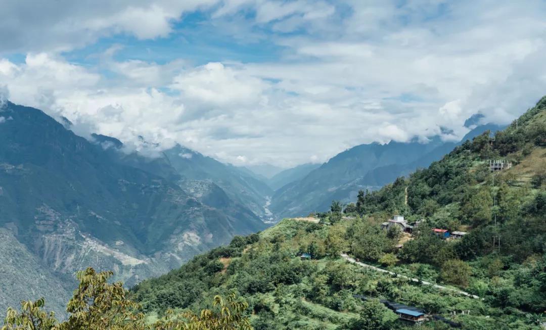 云南這座絕美廢城，帶你穿越回40年前的中國    怒江傳媒公司